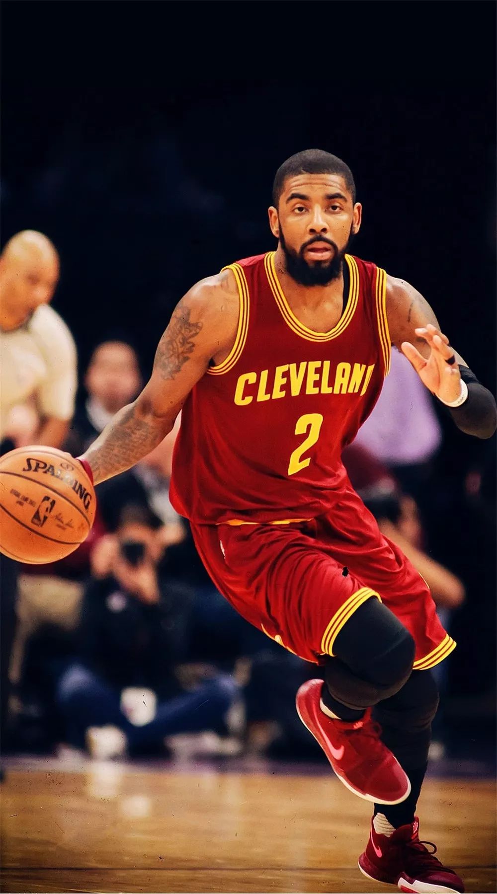 威少半场表现概述（威少上半场表现一览）