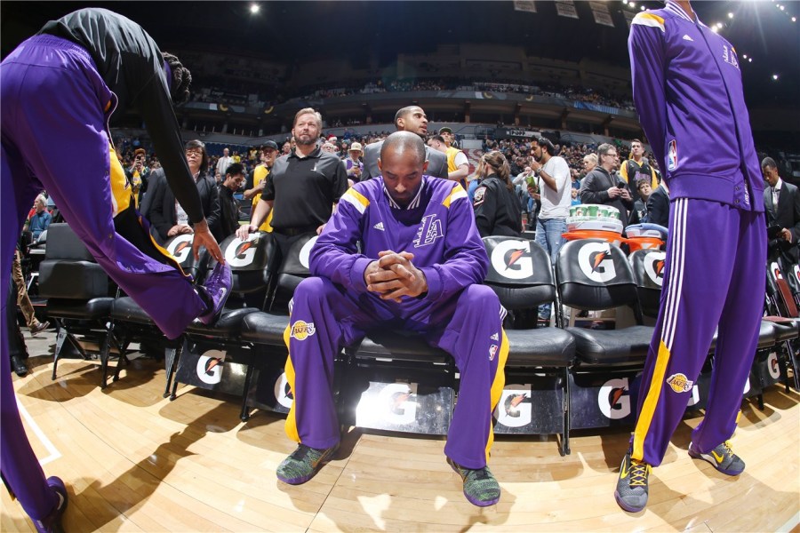 东体预测申花首发：阿苏埃和米内罗搭档锋线，鲍亚雄继续出战（东体预计申花阵容：阿苏埃携米内罗组成锋线双箭头，鲍亚雄继续登场）