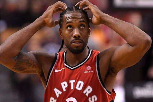 广东激战江苏！萨姆纳弱项改善 王洪泽爆发 萨林杰稳健输出（广东鏖战江苏：萨姆纳短板改善，王洪泽爆发，萨林杰稳健发挥）