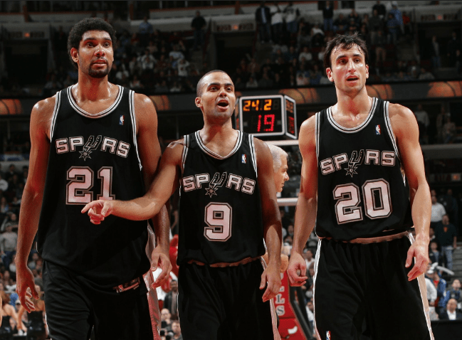 莱斯科特：拜仁是拿欧冠的头号热门；阿森纳还需证明其稳定性（莱斯科特：拜仁是欧冠最大热门，阿森纳仍需证明稳定性）