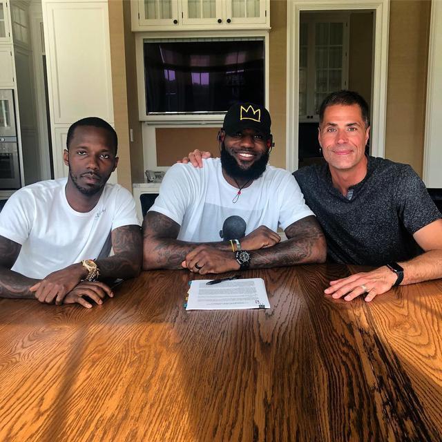 希勒称萨拉赫公开炮轰俱乐部错误，无人能大过球队（希勒：萨拉赫公开指责俱乐部不妥，球队利益高于个人）