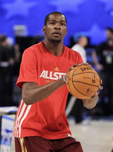 凯尔特人胜猛龙赢下卡位战！5连胜+12战10胜 无塔图姆升东部第3（无塔图姆凯尔特人擒猛龙拿下卡位战：豪取5连胜、近12场10胜升至东部第3）