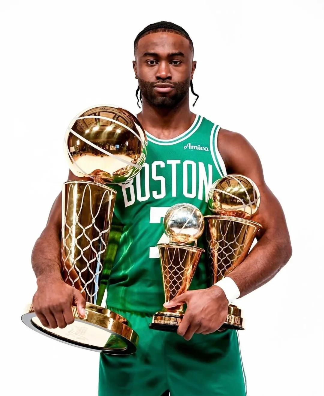 意甲：尤文2-0轻取卡利亚里（意甲：尤文2比0完胜卡利亚里）